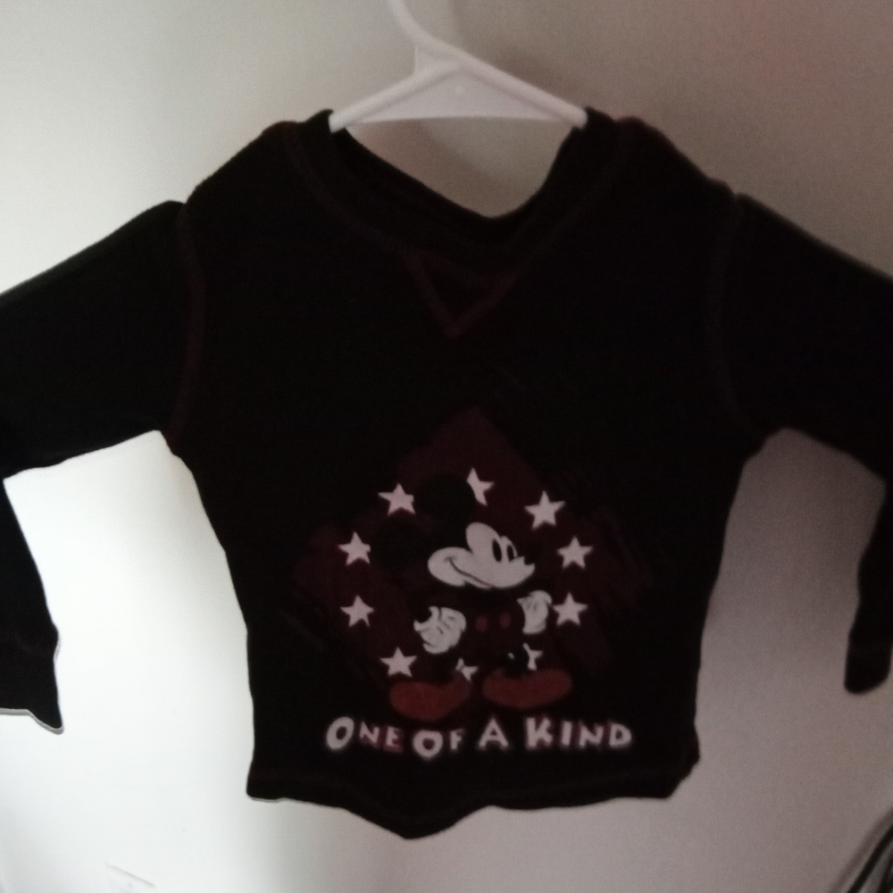 Disney kids t shirt excellent condition